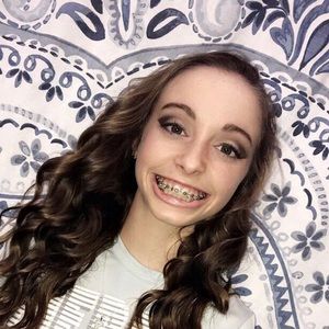 Meet your Posher, Tay